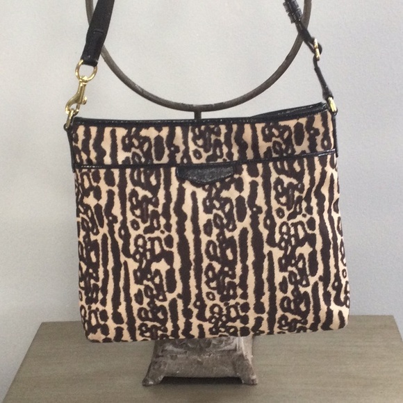 Coach tan & black shoulder bag - Picture 2 of 11